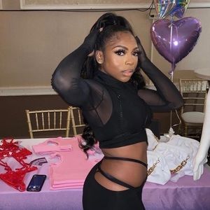 Meet your Posher, Asia